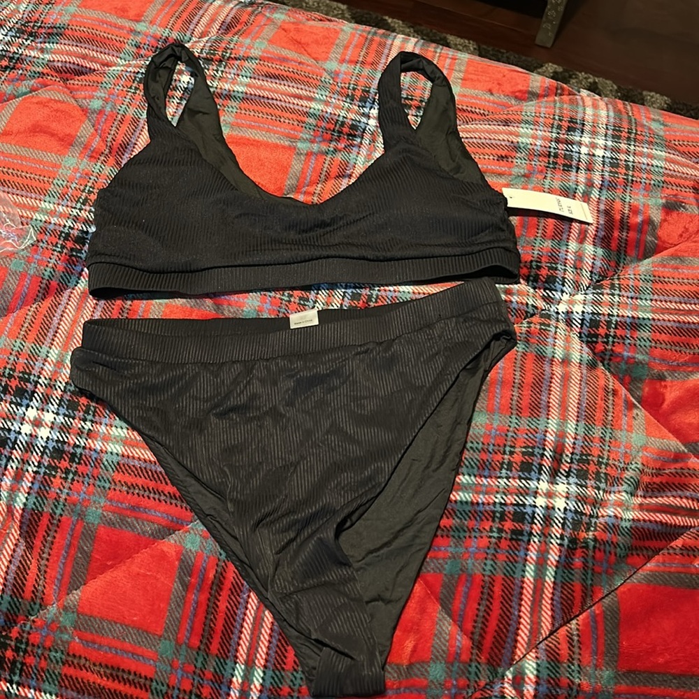 NWT BLUSHING BRUNETTE SUNSET SECRETS BLACK XL BIKINI SET NWT - Picture 4 of 6